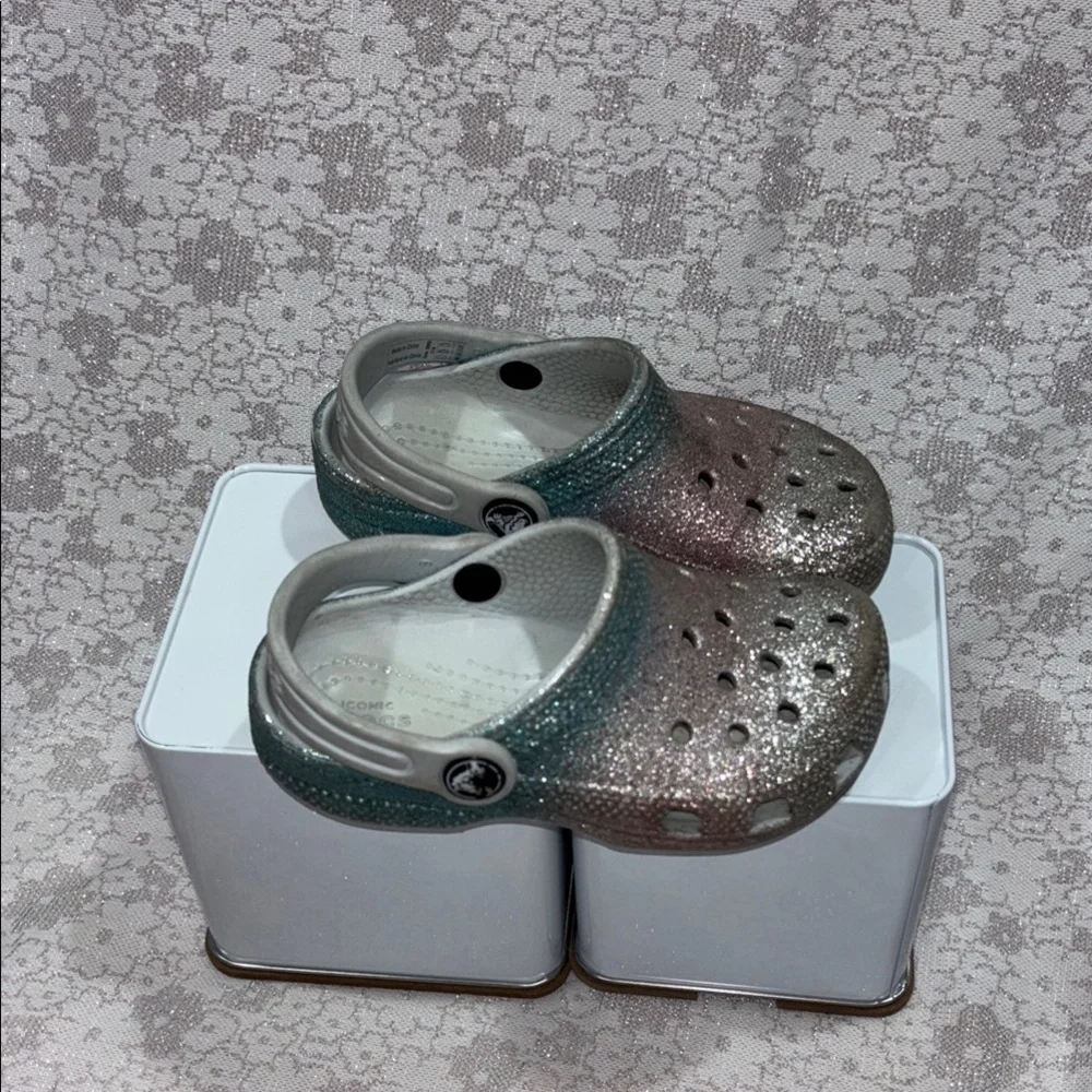CROCS Silver and Brown Sandals with Metallic‎ Finish